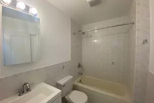 71-27 69th St, Ridgewood, NY 11385 - Photo 8