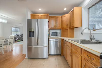 8 Loran Court, Nanuet, NY 10954 - Photo 8