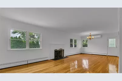 136 Lee Road, Garden City, NY 11530 - Photo 4