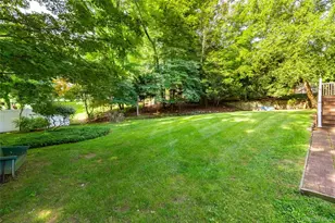 31 Briarwood Dr, New City, NY 10956 - Photo 4