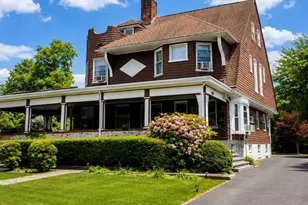 29 The Blvd, New Rochelle, NY 10801 - Photo 2