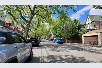 63-28 82nd Place, Middle Village, NY 11379 - Photo 18
