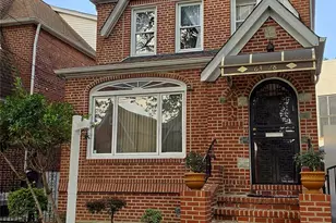 63-28 82nd Pl, Middle Village, NY 11379 - Photo 1