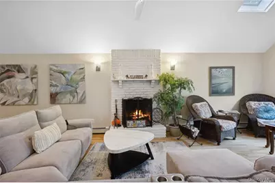 25 Blue Jay Way, East Hampton, NY 11937 - Photo 10