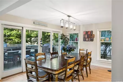 25 Blue Jay Way, East Hampton, NY 11937 - Photo 16