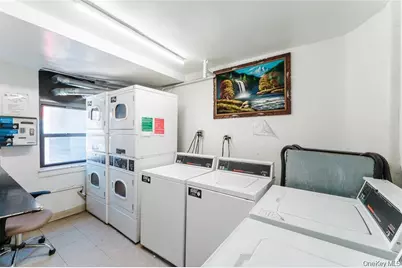 87-70 173rd St #7h, Jamaica, NY 11432 - Photo 8
