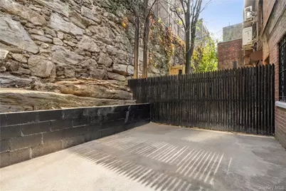 946 Gerard Avenue, Bronx, NY 10452 - Photo 14