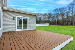 11 Colonels path, Manorville, NY 11949 - Photo 30