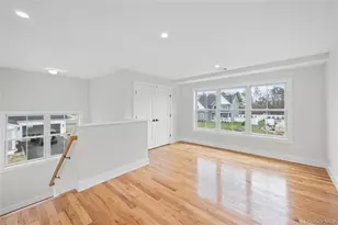 11 Colonels path, Manorville, NY 11949 - Photo 22