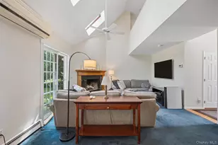 7 Jarvis Ln, Center Moriches, NY 11934 - Photo 8