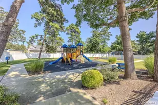 40 W 4th St, Patchogue, NY 11772 - Photo 12