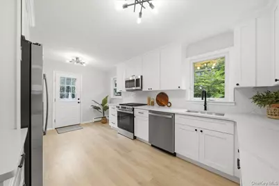 60 Duell Road, White Plains, NY 10603 - Photo 14