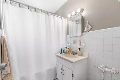 128 Richbell Road #B4, Mamaroneck, NY 10538 - Photo 12