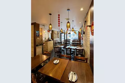 578 9th Avenue, New York, NY 10036 - Photo 2