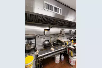 578 9th Avenue, New York, NY 10036 - Photo 12