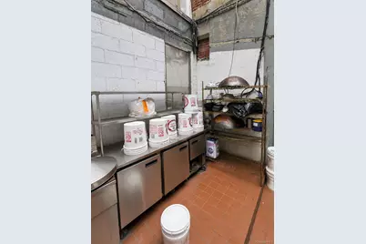 578 9th Avenue, New York, NY 10036 - Photo 14