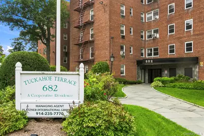 682 Tuckahoe Road #2B, Yonkers, NY 10710 - Photo 4