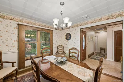9 Grove Avenue, Coram, NY 11727 - Photo 6