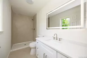 10 E Halstead Rd, Salt Point, NY 12578 - Photo 14
