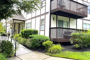 660 E Crooked Hill Rd, Pearl River, NY 10965 - Photo 4