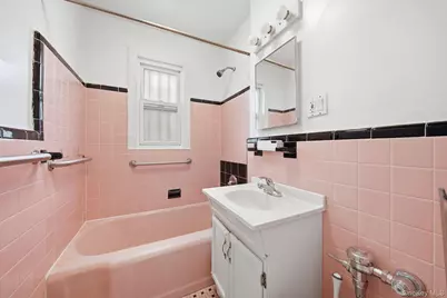 5332 187th Street, Fresh Meadows, NY 11365 - Photo 12