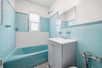 5332 187th Street, Fresh Meadows, NY 11365 - Photo 16