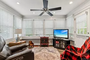 110 William St, East Williston, NY 11596 - Photo 20
