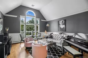 589 Caledonia Rd, Dix Hills, NY 11746 - Photo 8