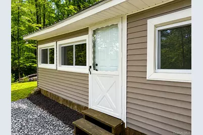 69 Glazer Drive, Bloomingburg, NY 12721 - Photo 4