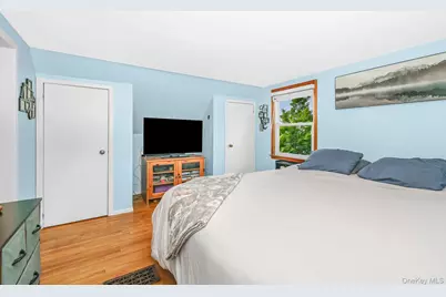 65 5th Street, New Hyde Park, NY 11040 - Photo 24