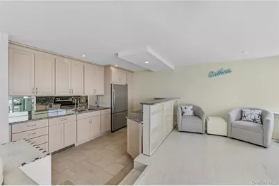 265 Dune Road #68, Westhampton Beach, NY 11978 - Photo 4