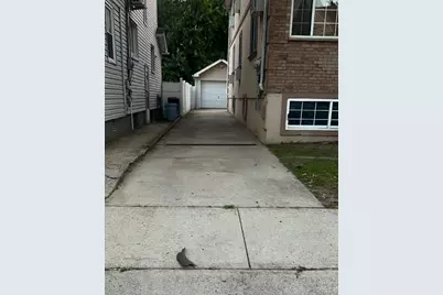 119-18 178th Place #1st Floor, Jamaica, NY 11434 - Photo 16