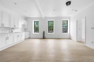 121-19 Sutphin Blvd, Jamaica, NY 11434 - Photo 8