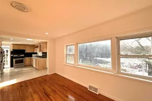 25 W Lakeshore Dr, Carmel, NY 10512 - Photo 10