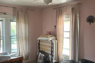 135-23 Springfield Blvd, Springfield Gardens, NY 11413 - Photo 10