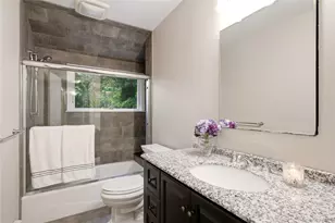 127 Middleville Rd, Northport, NY 11768 - Photo 16