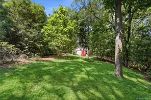 127 Middleville Rd, Northport, NY 11768 - Photo 26