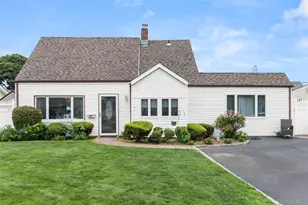 47 Cove Ln, Levittown, NY 11756 - Photo 20