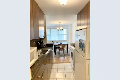 17-85 215 Street #1R, Bayside, NY 11360 - Photo 4
