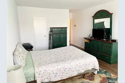 17-85 215 Street #1R, Bayside, NY 11360 - Photo 6
