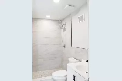 21 Randall Avenue, Lynbrook, NY 11563 - Photo 4