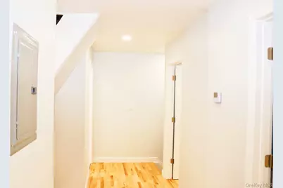 21 Randall Avenue, Lynbrook, NY 11563 - Photo 8
