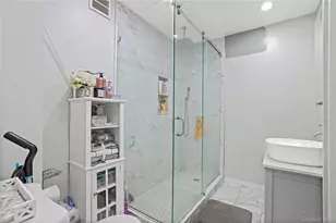 629 E 183rd St, Bronx, NY 10458 - Photo 20