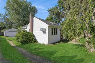 54 Pinelawn Ave, Farmingville, NY 11738 - Photo 14