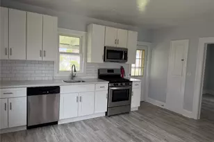 [Address not provided], Glen Cove, NY 11542 - Photo 4