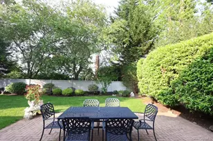 757 Leslie Ln, East Meadow, NY 11554 - Photo 4