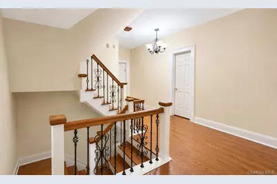 104-22 192nd Street, Saint Albans, NY 11412 - Photo 22