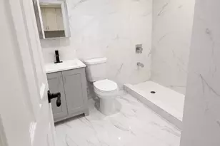 2040 Washington Ave, Bronx, NY 10457 - Photo 6