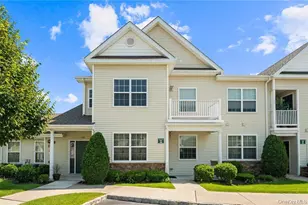 404 Lennox Dr, Saint James, NY 11780 - Photo 2