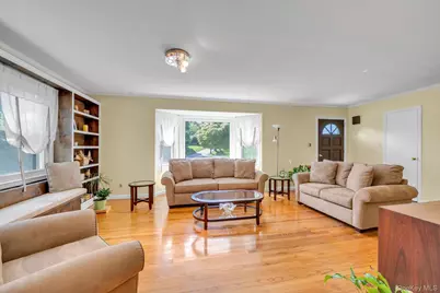 12 Compass Court, Huntington, NY 11743 - Photo 2
